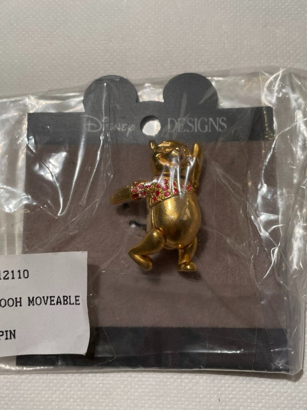 Disney Pooh Bear pin